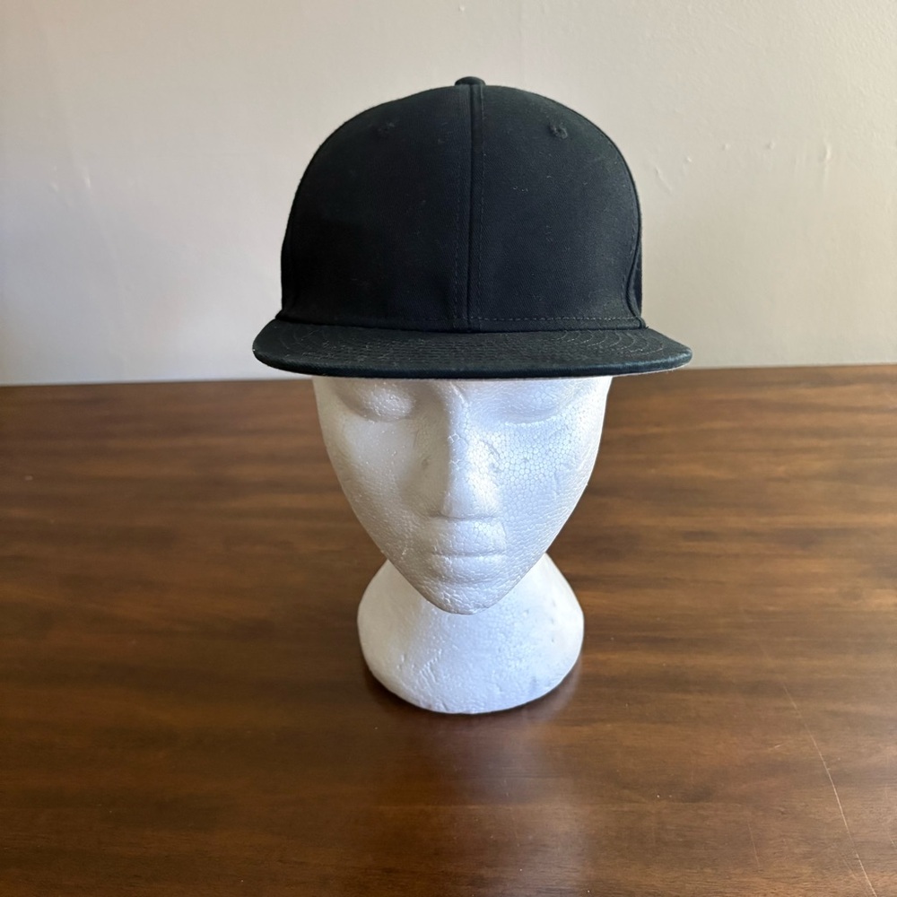OTTO Black and Gray Cap Young Adult Teenager Size SnapBack